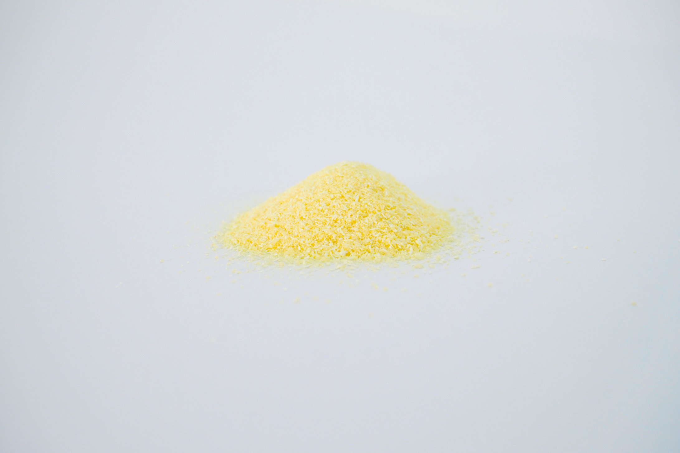 yellow vitamin powder